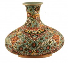 Пузатая керамическая бирюзовая ваза с узким горлом.